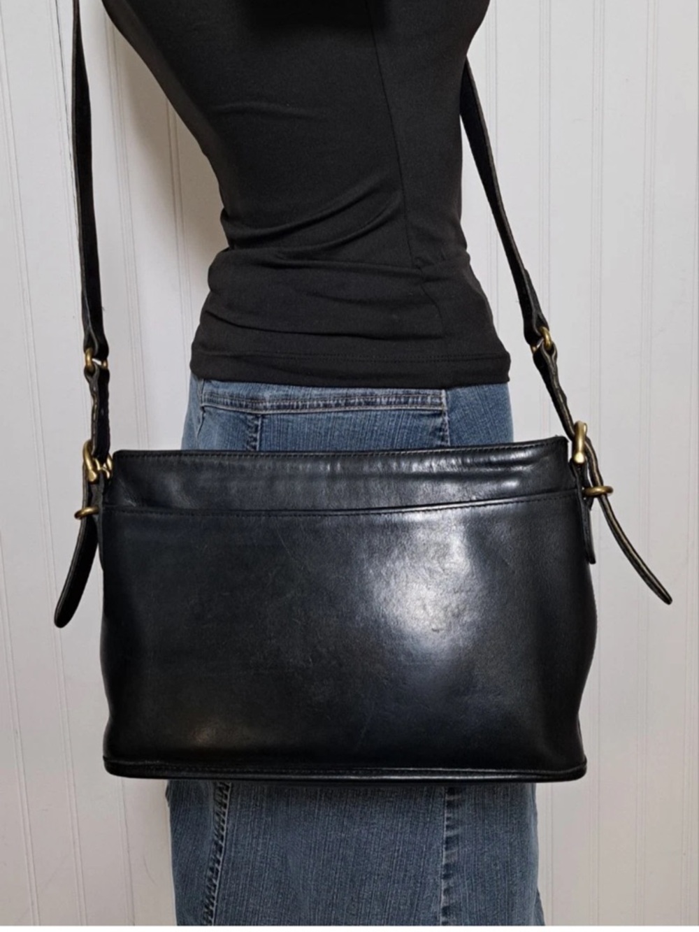 VTG Coach Equestrian 9802 Crossbody Shoulder Bag - Picture 1 of 6